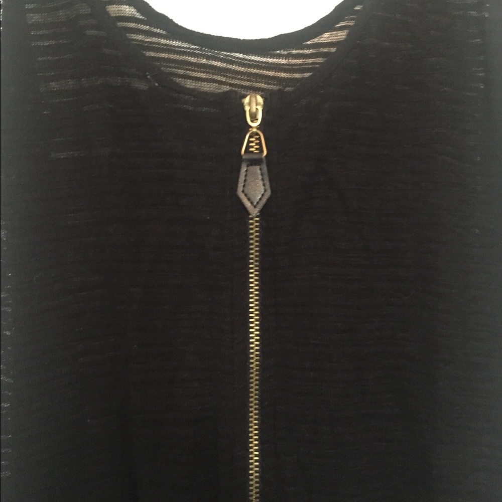 Zara Black Tank with Back Detail - Picture 4 of 7